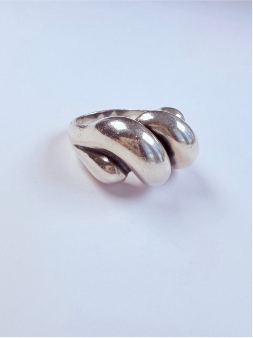 James Avery Sisterhood 925 Sterling Silver Chunky Ribbed Twisted Dome Ring